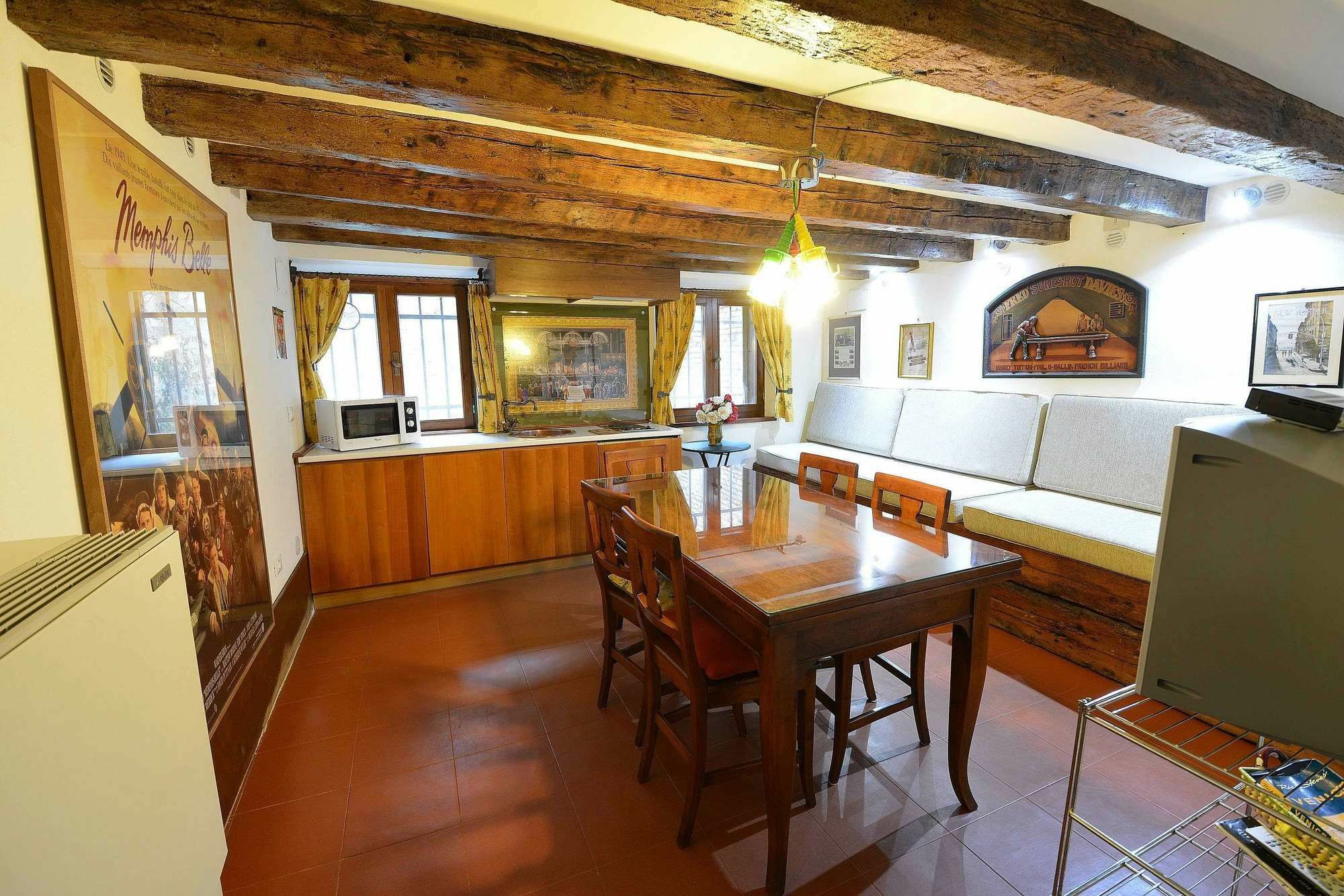 Nicole Apartment Venice